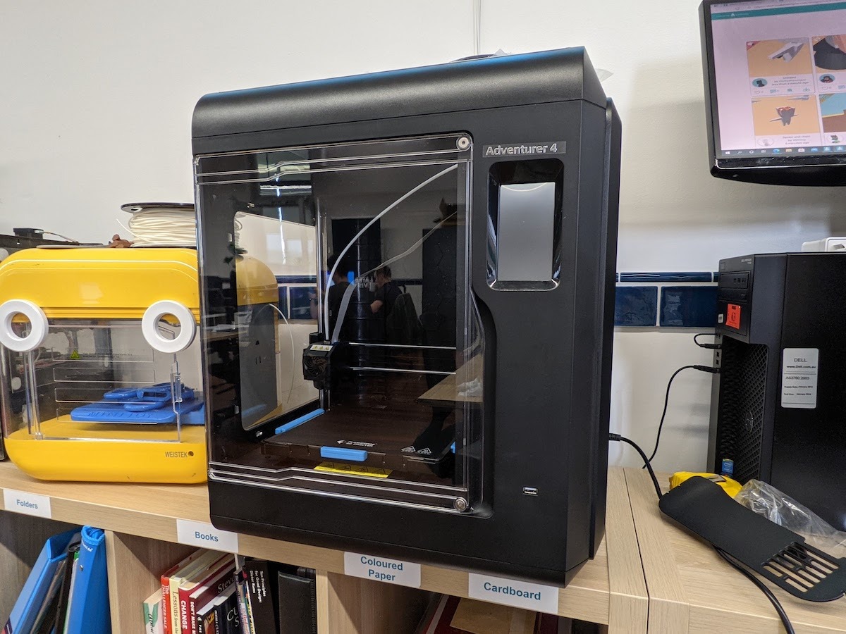 Review of Flashforge's new Adventurer 4 3D | Makers Empire