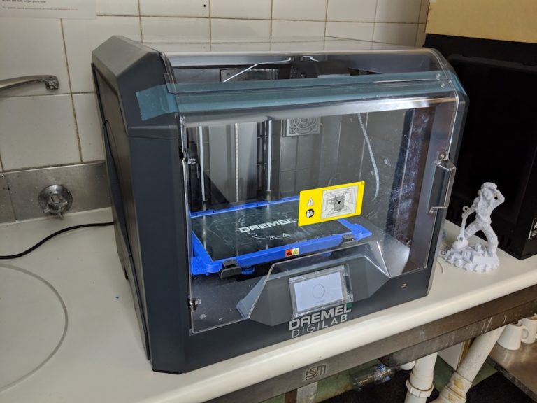 Review of the Dremel 3D45 3D Printer for Elementary, Primary and Middle ...