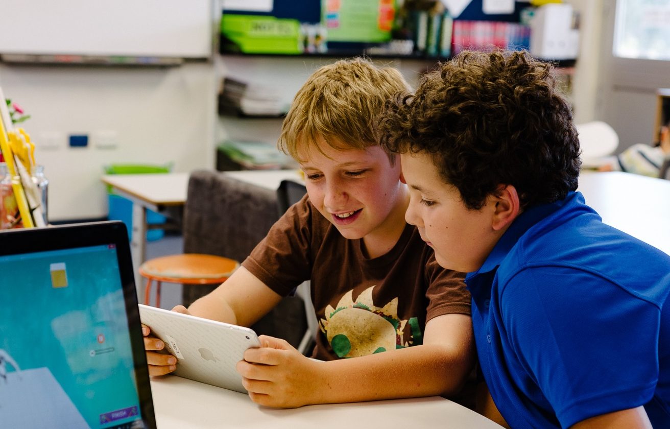 Get Ready For The New Era of Learning: Interactive 3D Takes Education to the Next Level, Both Online and in the Classroom – Aisjam